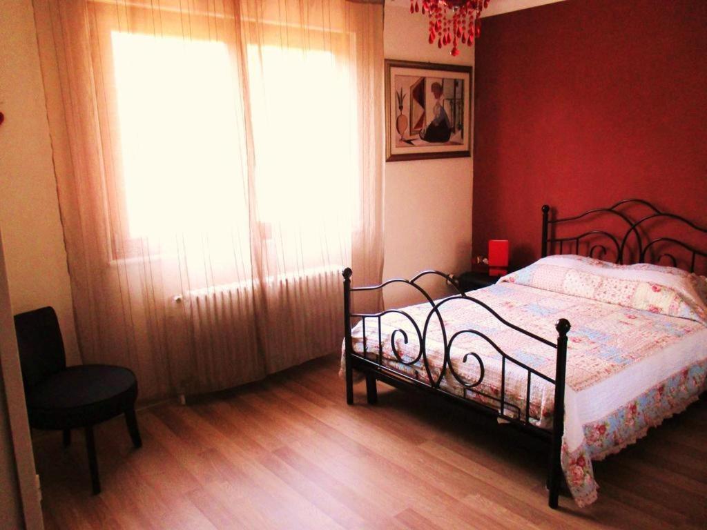 Colmar Room,Chambre Privee Chez L'Habitant,Parking Voiture Devant La Maison,Garage Moto Et Velo Eksteriør bilde